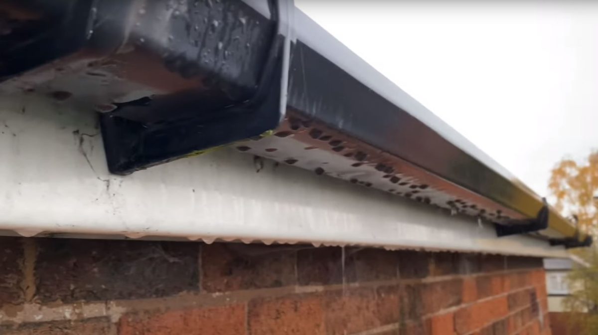Why Are My Gutters Not Coping with Heavy Rain? An Insight into Auckland’s Roof Guttering Solutions